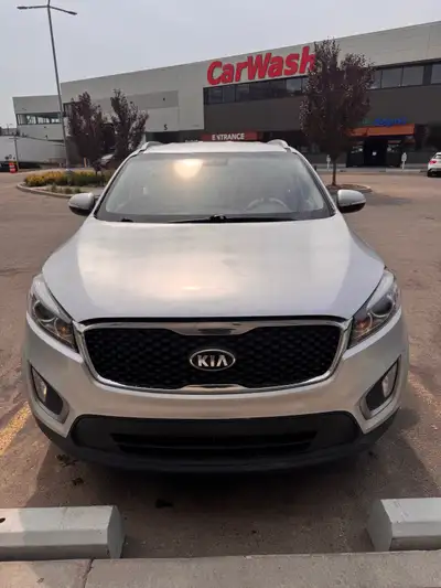 2016 Kia Sorento 117,259 Km Drive perfect no parts needed No trade Rebuilt status Great on fuel No c...