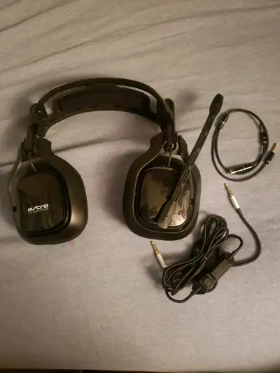 Astro a40 everything included brand new open box, View more