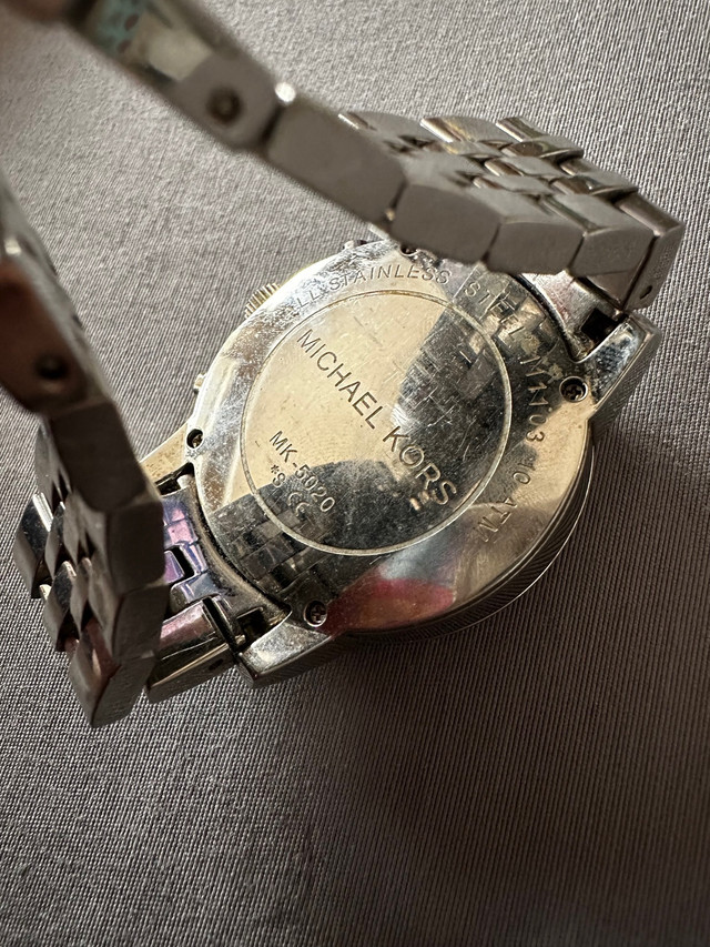 MICHAEL KORS CHRONOGRAPH WATCH in Jewellery & Watches in Markham / York Region - Image 3