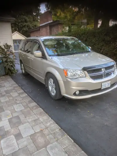 2015 Dodge Grand Caravan Crew $14,900. Certified (SSC) built in Canada New brake rotors and pads A m...