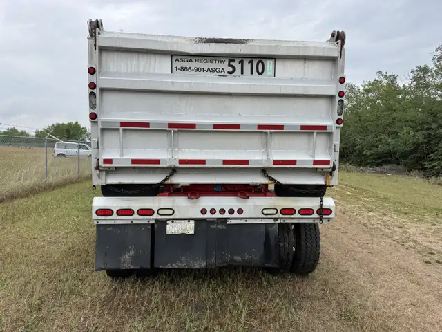 2004  Capital quad wagon in Other in Delta/Surrey/Langley - Image 5