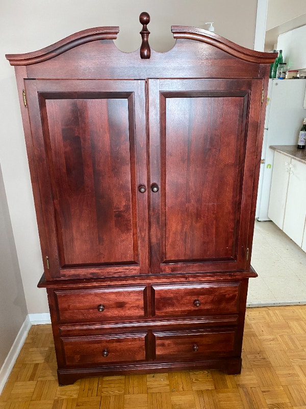 Beautiful Cherry Armoire Hutches & Display Ottawa Kijiji