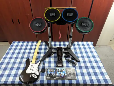 Rock band kit complet avec 3 jeux pour PS3 description, View more