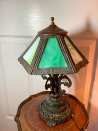 Vintage EF & EF Industries Inc Six Panel Slag Glass Table Lamp
