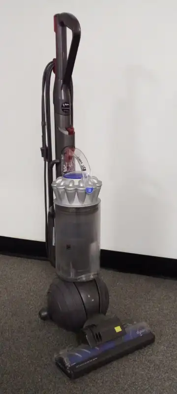 Dyson Animal Upright Vacuum Cleaner DC66 Model: DC66 FEATURES: - Self-adjusting cleaner head and re-...