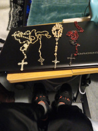 4  cross holly rosary