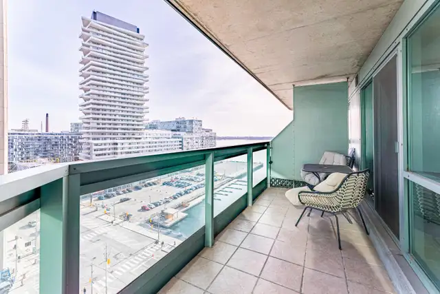 ALL-INCLUSIVE Luxury, Huge One-Bedroom Corner Condo