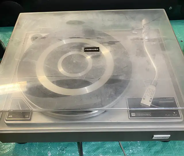 TOSHIBA VINTAGE TURNTABLE | Stereo Systems & Home Theatre | City of ...