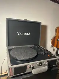 Table tournante bluetooth Victrola avec speakers