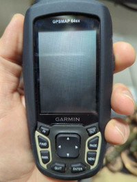 Brand new Garmin 64SX GPS handheld for sale! Case included!