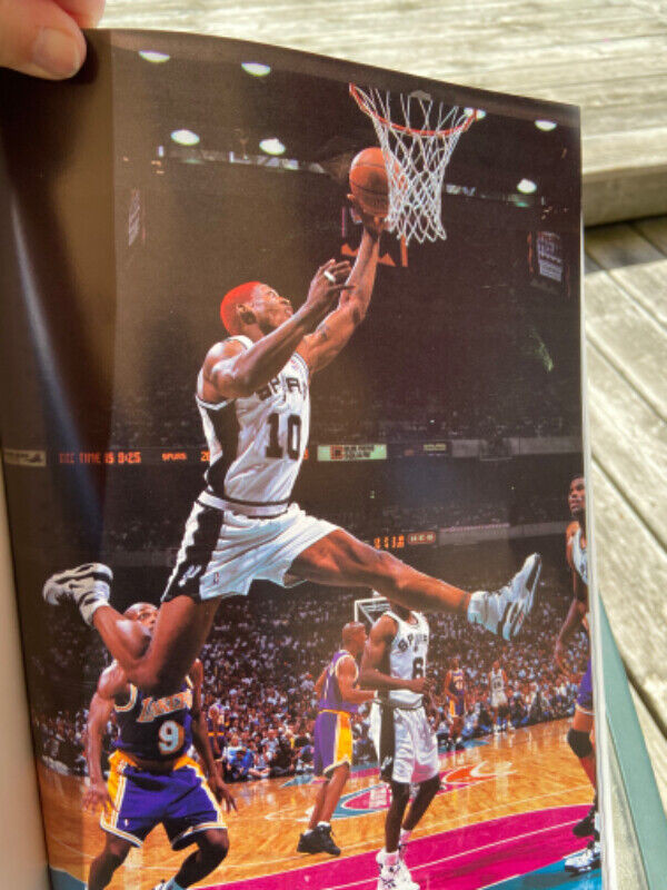 1994 NBA Toronto Raptors Official League Book in Arts & Collectibles in St. Catharines - Image 2