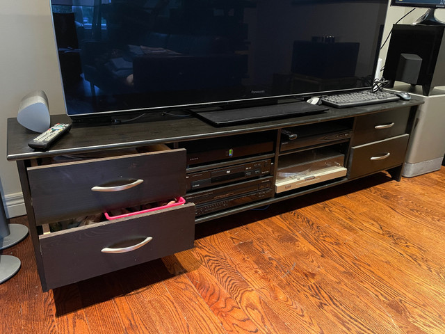 IKEA Tv stand, bench in TV Tables & Entertainment Units in Markham / York Region - Image 2