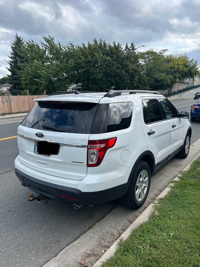 Ford explorer 2014 in Cars & Trucks in St. Catharines - Image 4