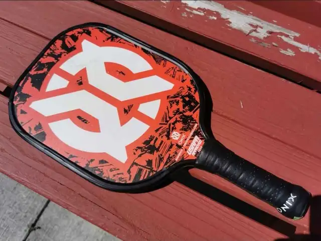 pickleball paddle in Tennis & Racquet in City of Toronto - Image 2