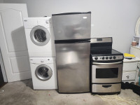 Apartment 24w stove fridge    washer dryer can   DELIVER