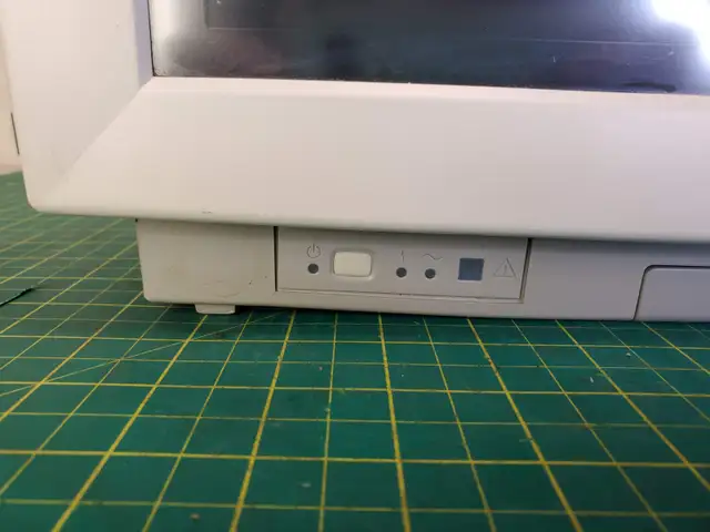 Philips MP70 Monitor W/ M3001A Module in Other in Calgary - Image 3