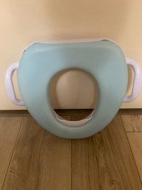 Child toilet training seat