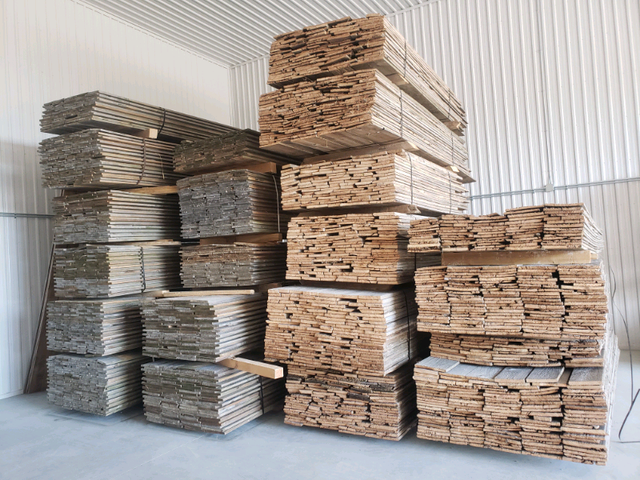 Grey barn board in Other in Stratford - Image 4