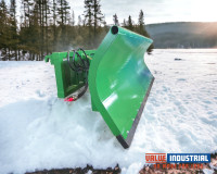 Accessoire pousse-neige pour tracteur (7 pieds)