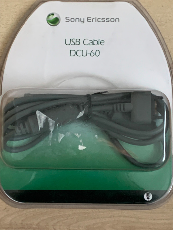 Sony Ericsson USB Cable DCU-60 (D) in General Electronics in Calgary