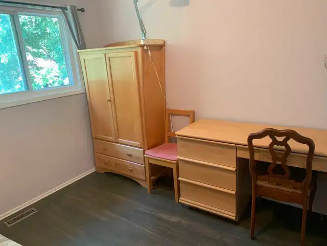 Oakville Room for Rent – Female Only (Near Sheridan College)63782601549955120