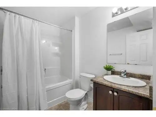 2 bedroom, 2 barhroom - walkout basement for rent in Long Term Rentals in Kitchener / Waterloo - Image 6