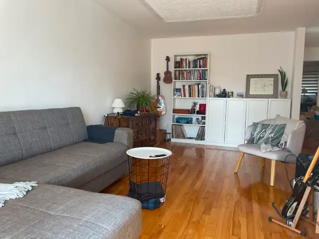 4.5 Repentigny, grand, propre, demi-sous-sol, 1er AVRIL