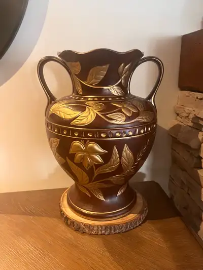 Large vase ( ALFAL ) , View more