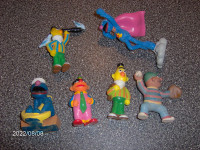 Sesame Street Lot of six Toy Figures