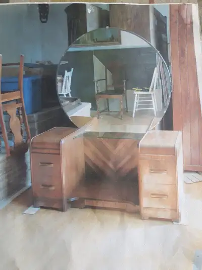 antique dresser with mirror in Dressers & Wardrobes in Edmonton | Kijiji  Marketplaces