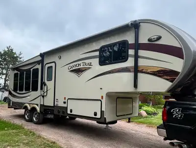 In great clean condition. Everything works as it should .