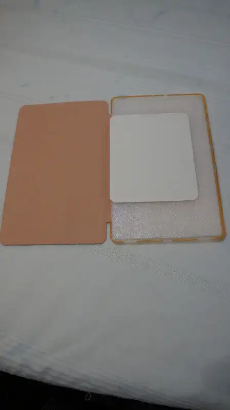 SAMSUNG GALAXY TAB  A7  TABLET COVER in General Electronics in Norfolk County - Image 2