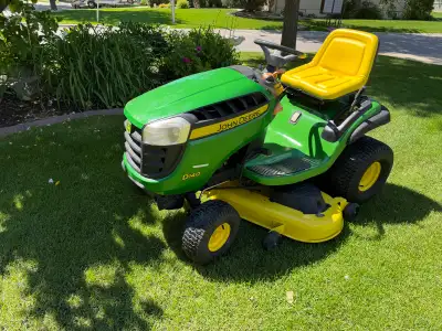 John Deere D140 lawn tractor for sale, View more