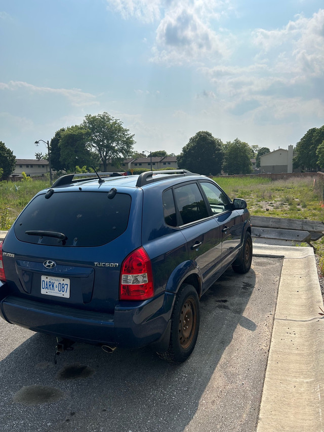 2009 Hyundai Tucson in Cars & Trucks in Sarnia