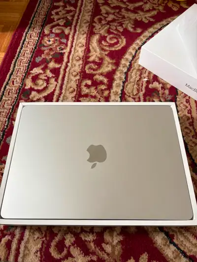 2024  MacBook Air 13-inch 8GB - 256gb SSD  M3 chip, View more