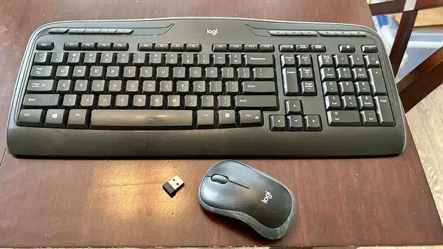 Logitech Wireless Keyboard & Mouse set in Mice, Keyboards & Webcams in Hamilton - Image 2