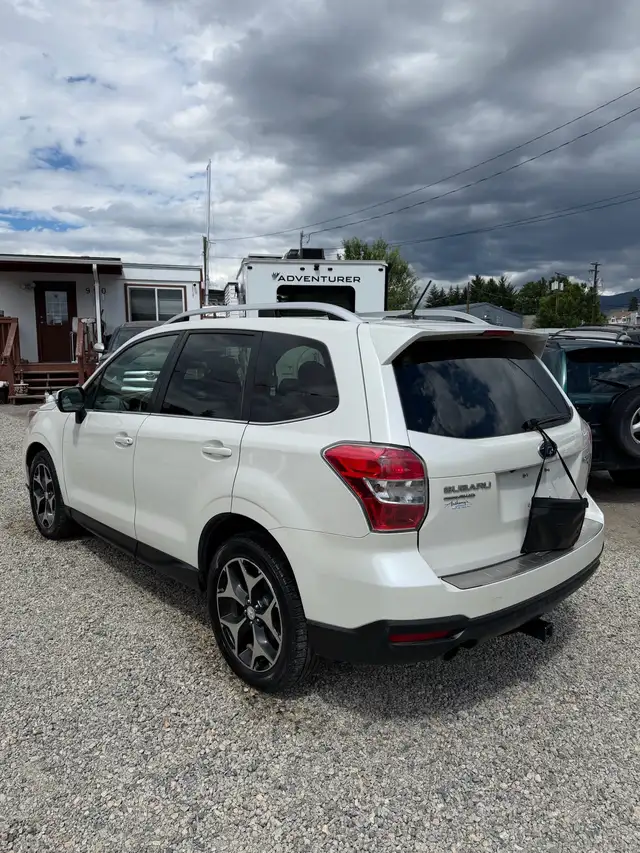2015 Subaru Forester 2.0XT528484109648537603