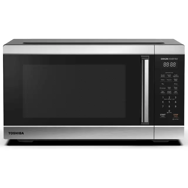 Toshiba 2.2 CU. FT. MICROWAVE OVEN Black Stainless Steel NEW62863731495299127