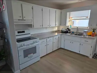 1 Bedroom is available from 15th july, 2026 or 1st august 2026 in basement in a house. This large, c...