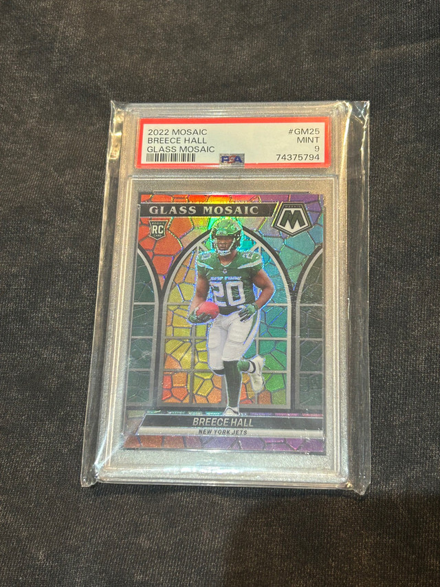 GRADED/NON GRADED FOOTBALL CARDS in Arts & Collectibles in Burnaby/New Westminster