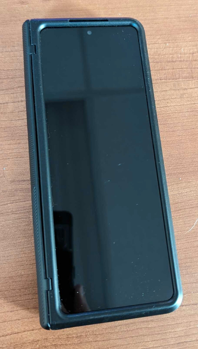 Mint Samsung Galaxy Fold 3  - 512gb dans Téléphones cellulaires  à Laval/Rive Nord - Image 2