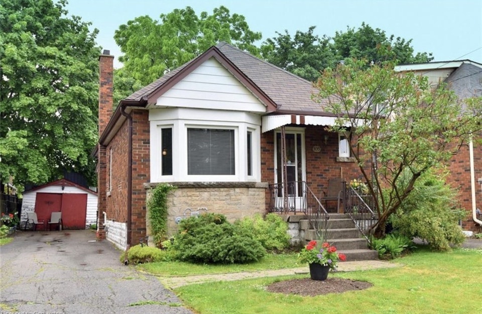 2 bedroom 1 bathroom ground floor unit | Long Term Rentals | Hamilton ...