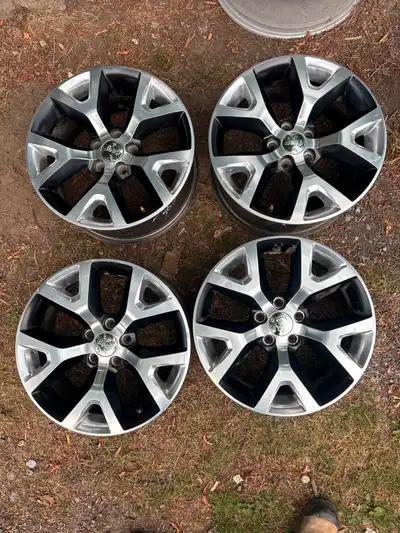 USED 17" JEEP CHEROKEE WHEELS 17" 5X110 GREY GRAPHITE NO CRACKS OR BENDS, REALLY GOOD CONDITION CASH...