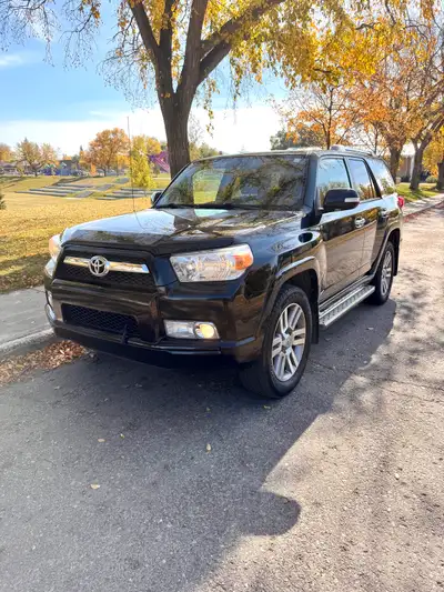 2011 Toyota 4Runner Limited - fully loaded 4x4 model with 7-passenger seating. We are the second own...