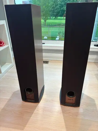Polk Audio R50 Floorstanding Tower Speakers, View more