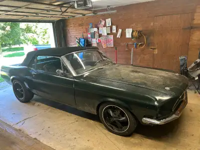 1968 mustang convertible Restoration completed last fall. 347 stroker motor, 4 speed toploader trans...