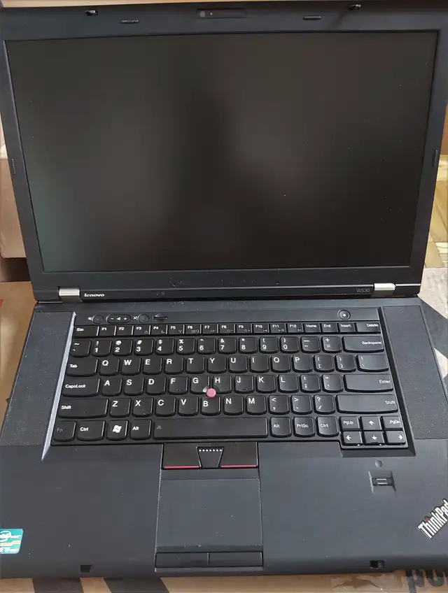 Like new, Lenovo Thinkpad T530 Quad Core i7 Laptop in Laptops in City of Montréal - Image 2