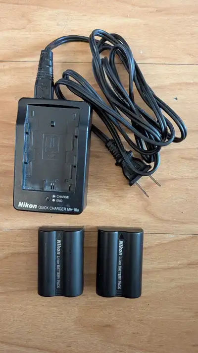 Genuine Nikon MH18a Charger and batteries EN-EL3A, View more