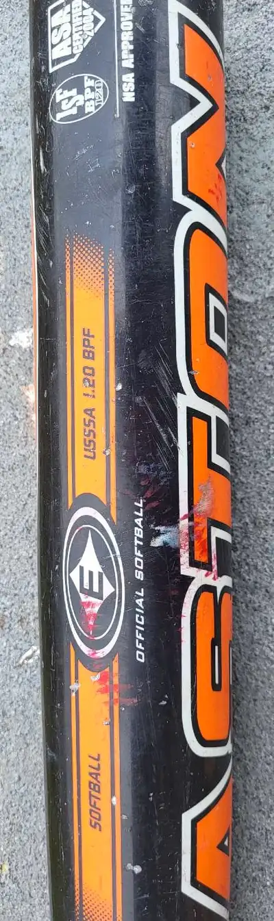 Softball Baseball Bat EASTON CYCLONE, View more