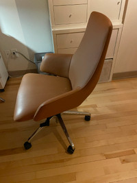 Mobilia Office Chair Designer - Genuine Leather